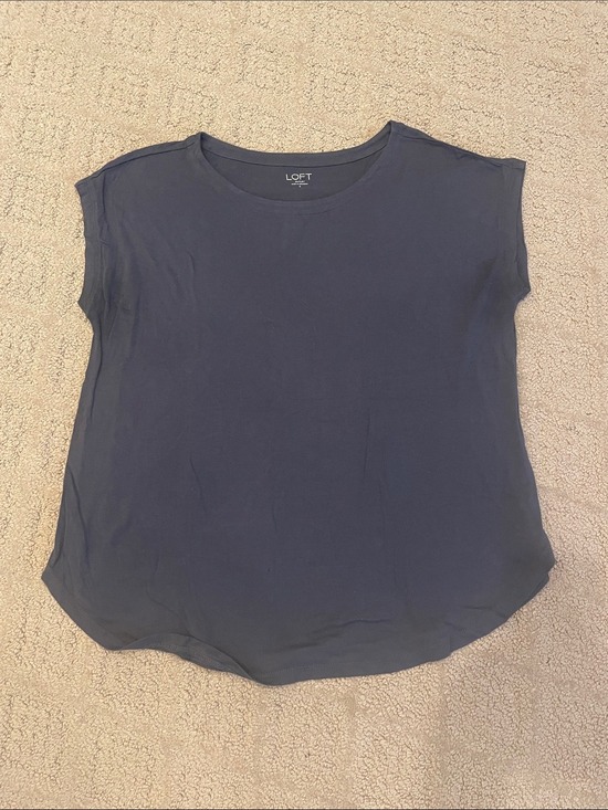 LOFT Tops - LOFT Short Sleeve Tee